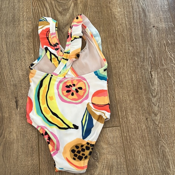 Tea Collection- Baby Swimsuit 9-12 months - Picture 3 of 3